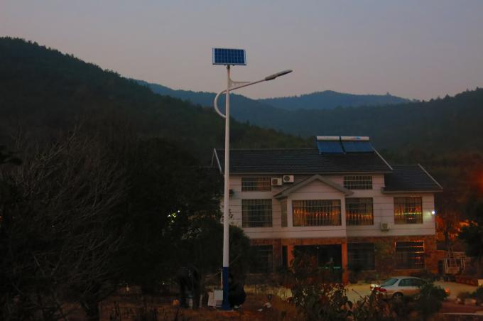 Luzes de rua postas solares personalizadas auto vida útil 12V/24V longa de 4200k do diodo emissor de luz 55W